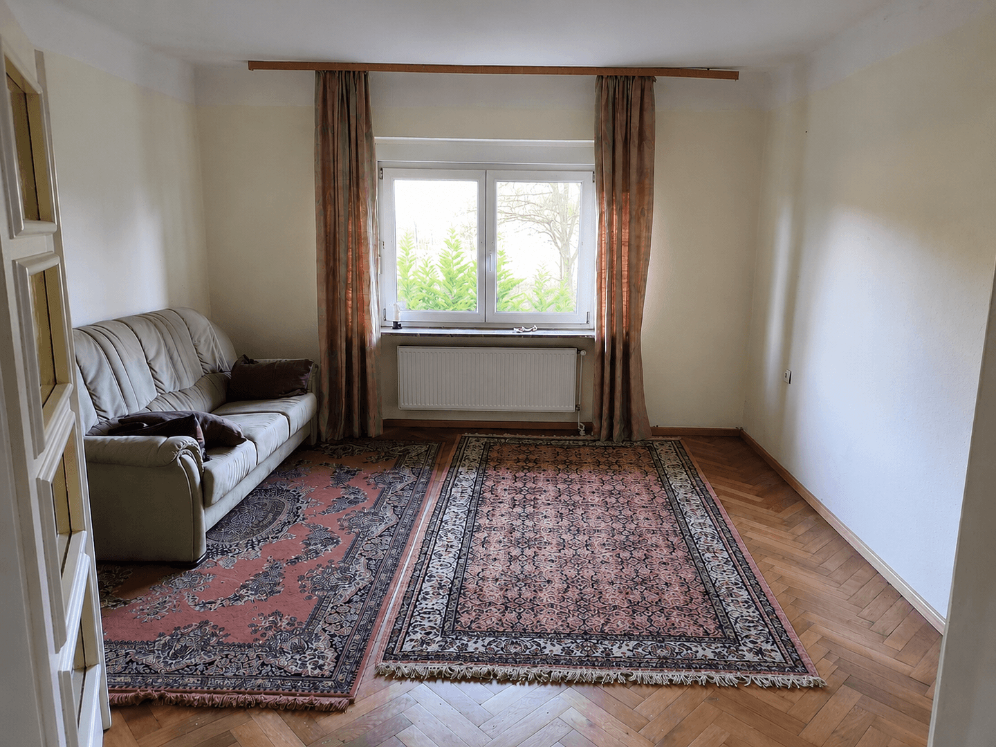 Predaj domu 240 m², pozemok 1.400 m², Rehlingen-Siersburg, Sársko Predaj domu 240 m², pozemok 1.400 m², Rehlingen-Siersburg, Sársko