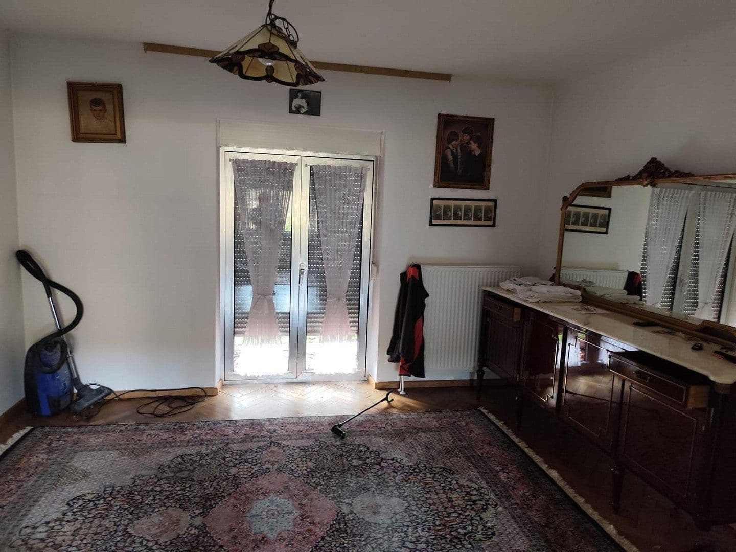 Predaj domu 240 m², pozemok 1.400 m², Rehlingen-Siersburg, Sársko Predaj domu 240 m², pozemok 1.400 m², Rehlingen-Siersburg, Sársko