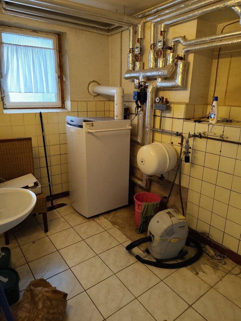 Predaj domu 240 m², pozemok 1.400 m², Rehlingen-Siersburg, Sársko Predaj domu 240 m², pozemok 1.400 m², Rehlingen-Siersburg, Sársko