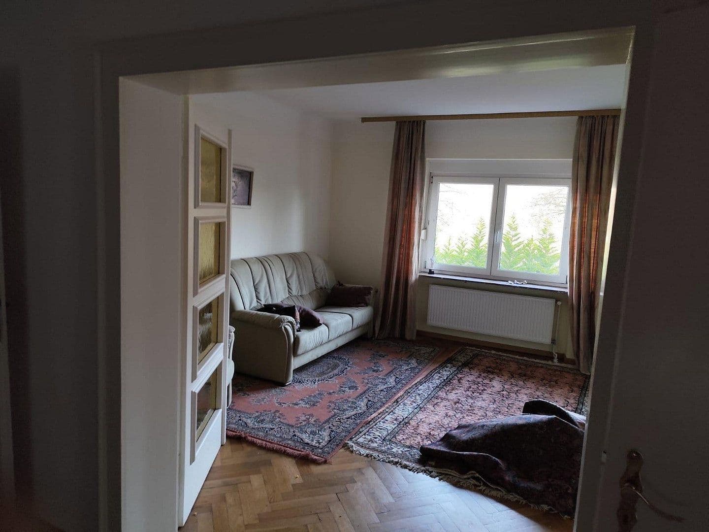 Predaj domu 240 m², pozemok 1.400 m², Rehlingen-Siersburg, Sársko Predaj domu 240 m², pozemok 1.400 m², Rehlingen-Siersburg, Sársko