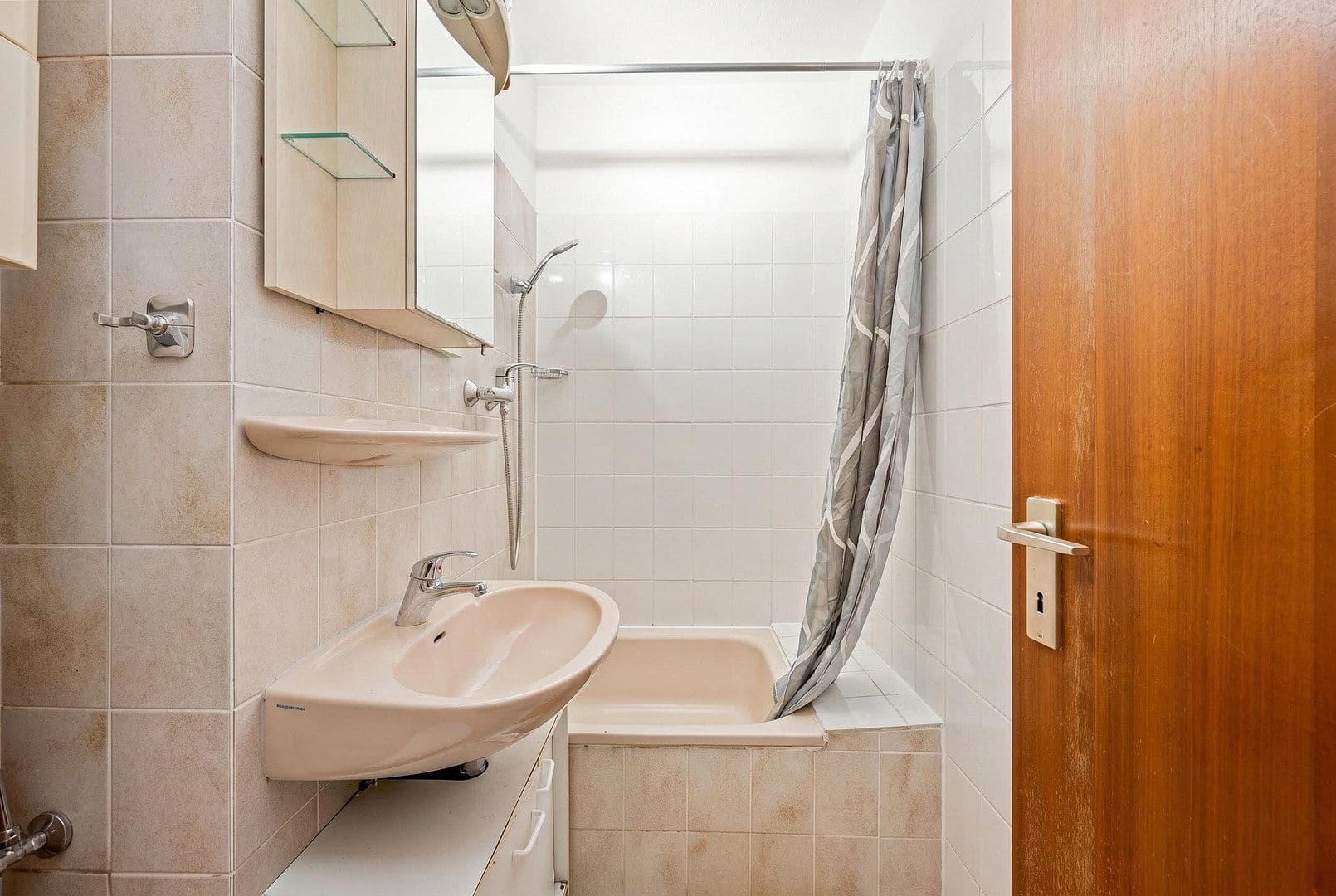 Predaj bytu 1-izbový 23 m², Mainz, Porýnie-Falcko Predaj bytu 1-izbový 23 m², Mainz, Porýnie-Falcko