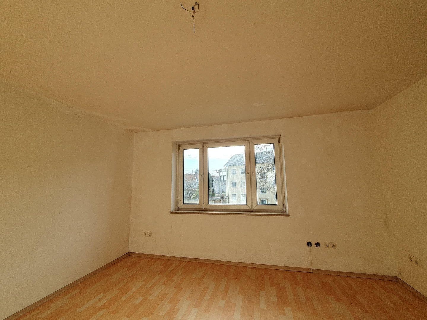 Prenájom bytu 2-izbový 57 m², Hirschstr. 5, Vöhringen, Bavorsko Prenájom bytu 2-izbový 57 m², Hirschstr. 5, Vöhringen, Bavorsko