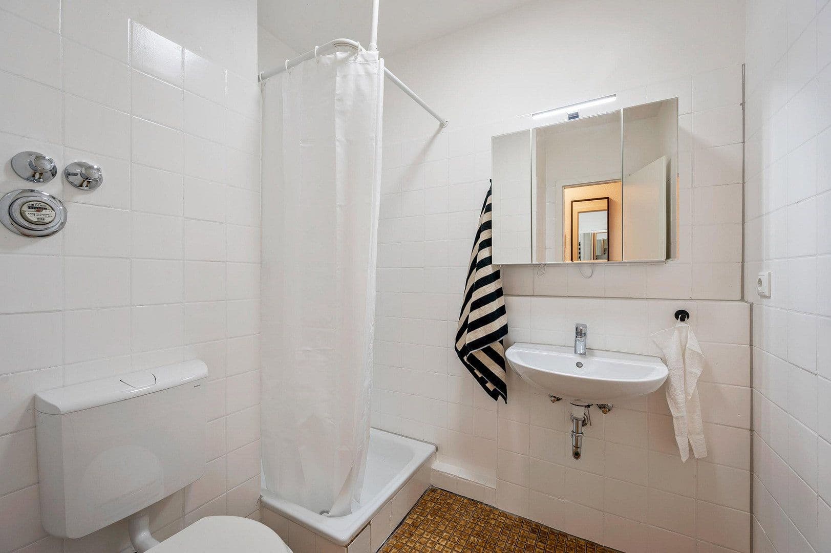 Predaj bytu 1-izbový 18 m², Mainz, Porýnie-Falcko Predaj bytu 1-izbový 18 m², Mainz, Porýnie-Falcko
