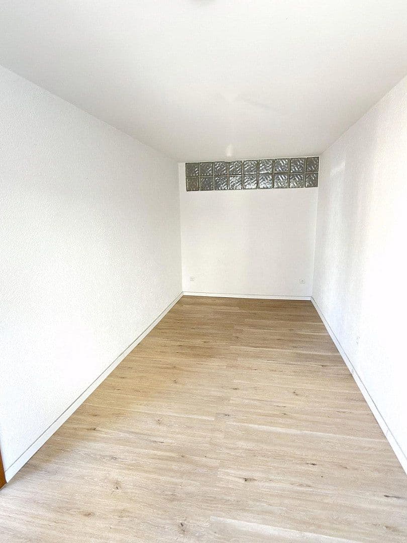 Prenájom bytu 2-izbový 43 m², Eutingen im Gäu, Bádensko-Wurttembersko Prenájom bytu 2-izbový 43 m², Eutingen im Gäu, Bádensko-Wurttembersko