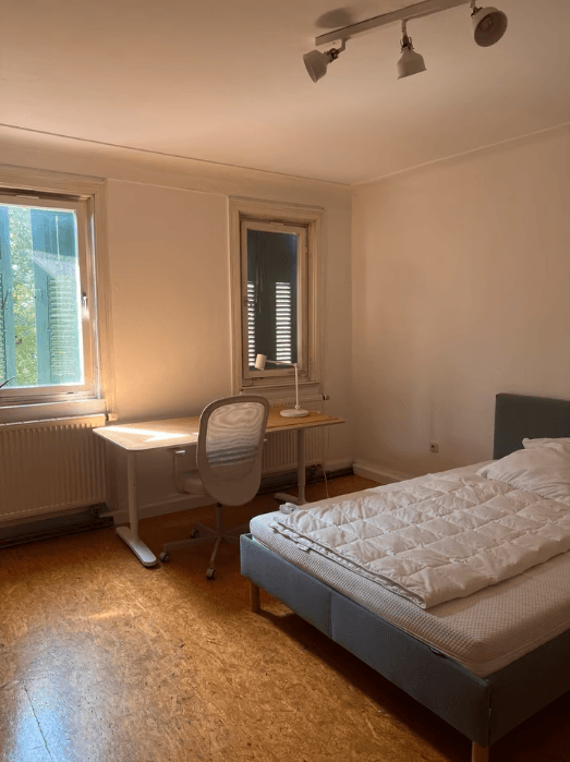 Prenájom bytu 4-izbový 105 m², Lindenschulstraße 12, Stuttgart, Bádensko-Wurttembersko Prenájom bytu 4-izbový 105 m², Lindenschulstraße 12, Stuttgart, Bádensko-Wurttembersko