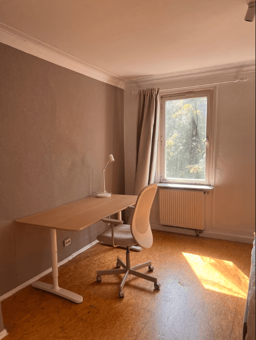 Prenájom bytu 4-izbový 105 m², Lindenschulstraße 12, Stuttgart, Bádensko-Wurttembersko Prenájom bytu 4-izbový 105 m², Lindenschulstraße 12, Stuttgart, Bádensko-Wurttembersko
