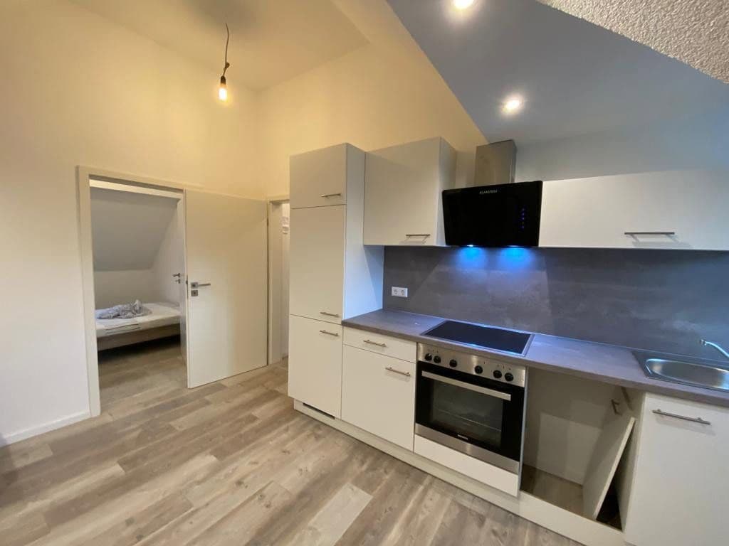 Prenájom bytu 3-izbový 45 m², Blücherstr. 20, Pforzheim, Bádensko-Wurttembersko Prenájom bytu 3-izbový 45 m², Blücherstr. 20, Pforzheim, Bádensko-Wurttembersko