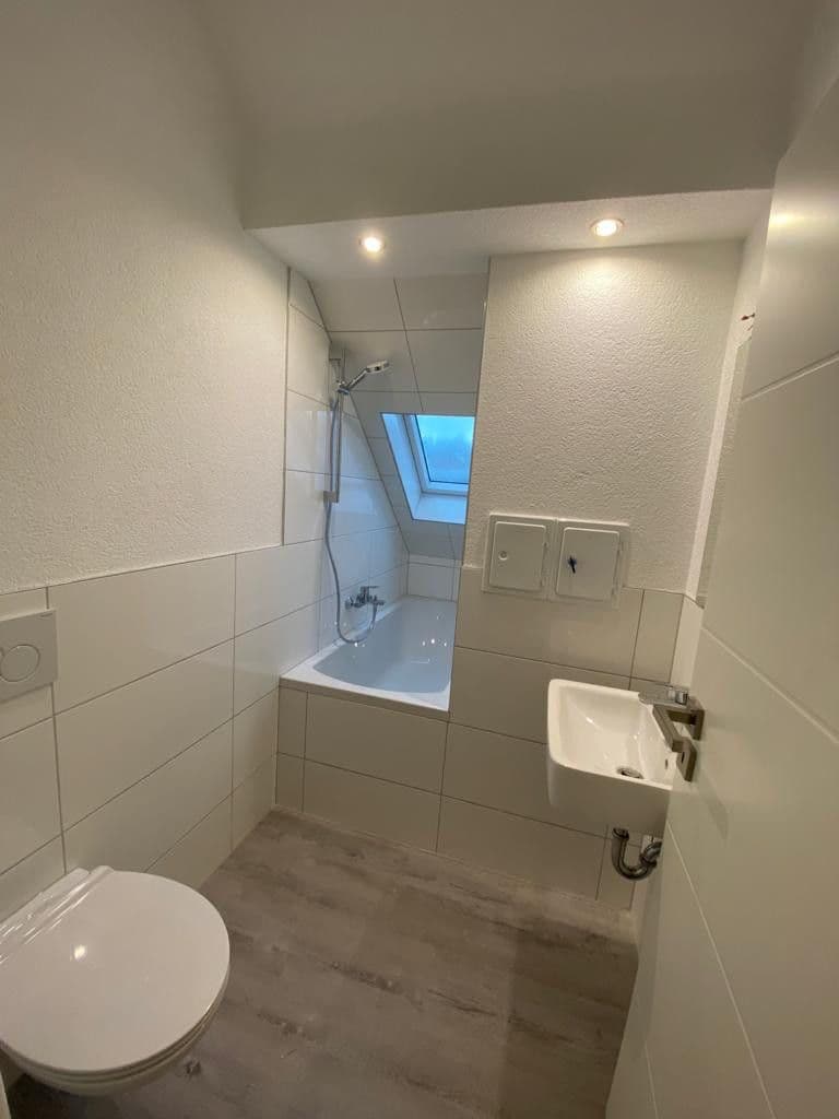 Prenájom bytu 3-izbový 45 m², Blücherstr. 20, Pforzheim, Bádensko-Wurttembersko Prenájom bytu 3-izbový 45 m², Blücherstr. 20, Pforzheim, Bádensko-Wurttembersko