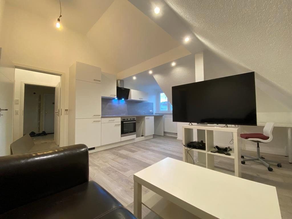 Prenájom bytu 3-izbový 45 m², Blücherstr. 20, Pforzheim, Bádensko-Wurttembersko Prenájom bytu 3-izbový 45 m², Blücherstr. 20, Pforzheim, Bádensko-Wurttembersko