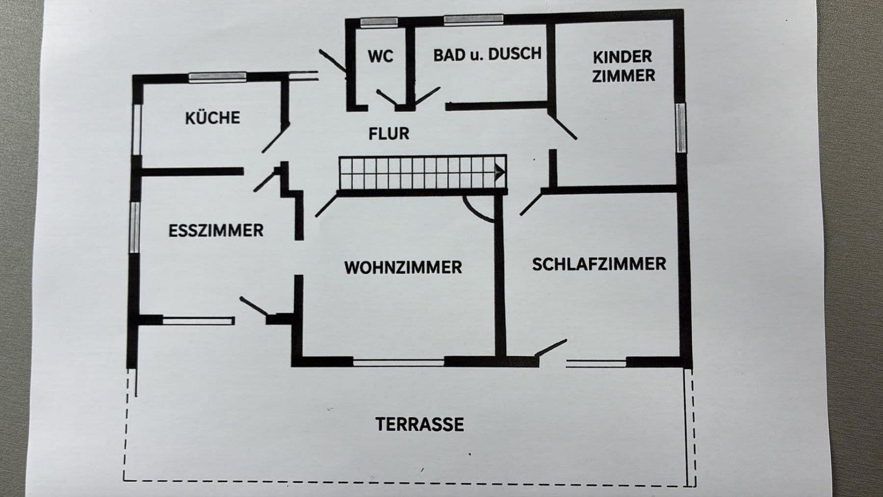Prenájom domu 219 m², pozemok 1.200 m², Waldstraße 31, Elz, Hesensko Prenájom domu 219 m², pozemok 1.200 m², Waldstraße 31, Elz, Hesensko