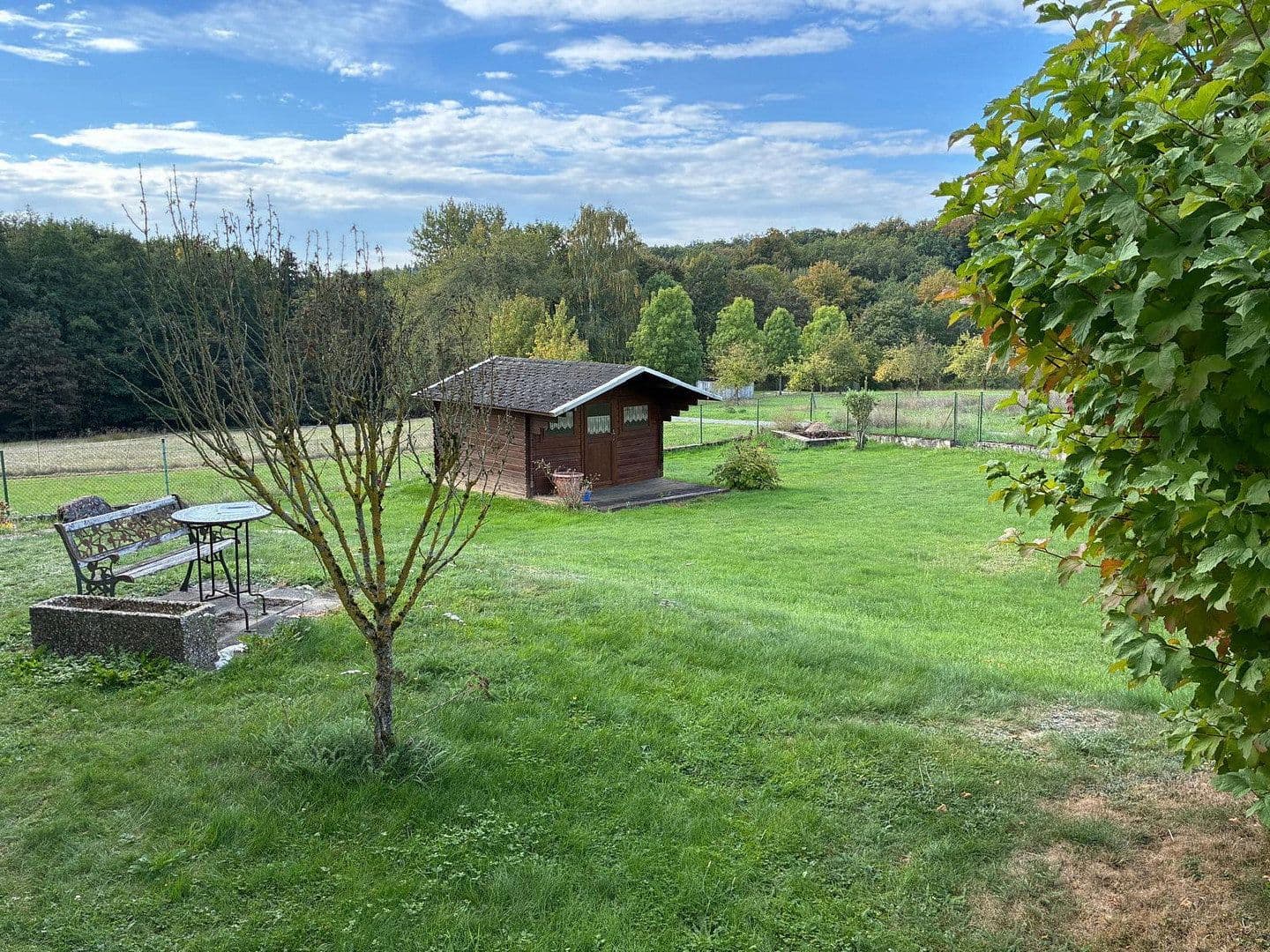 Prenájom domu 219 m², pozemok 1.200 m², Waldstraße 31, Elz, Hesensko Prenájom domu 219 m², pozemok 1.200 m², Waldstraße 31, Elz, Hesensko
