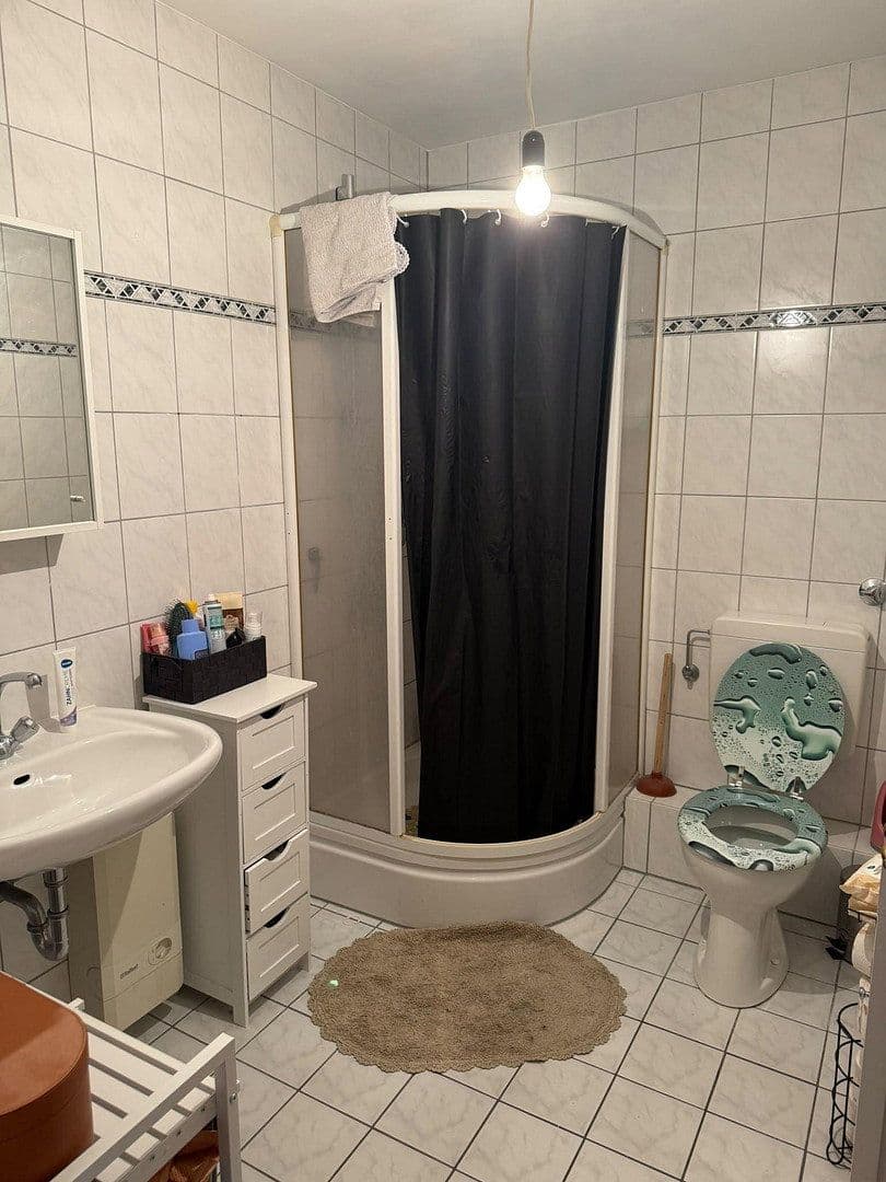 Prenájom bytu 2-izbový 68 m², Wupperstraße 54, Solingen, Severné Porýnie - Westfálsko Prenájom bytu 2-izbový 68 m², Wupperstraße 54, Solingen, Severné Porýnie - Westfálsko