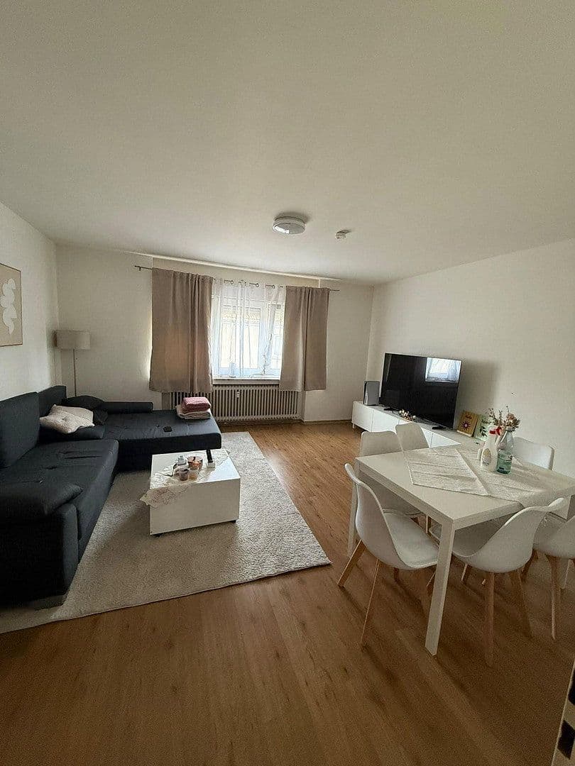 Prenájom bytu 2-izbový 68 m², Wupperstraße 54, Solingen, Severné Porýnie - Westfálsko Prenájom bytu 2-izbový 68 m², Wupperstraße 54, Solingen, Severné Porýnie - Westfálsko