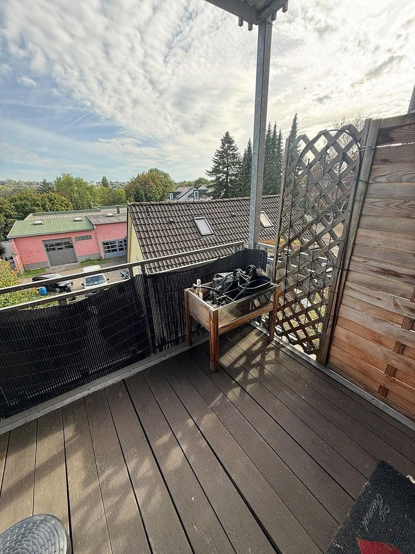 Prenájom bytu 2-izbový 68 m², Wupperstraße 54, Solingen, Severné Porýnie - Westfálsko Prenájom bytu 2-izbový 68 m², Wupperstraße 54, Solingen, Severné Porýnie - Westfálsko