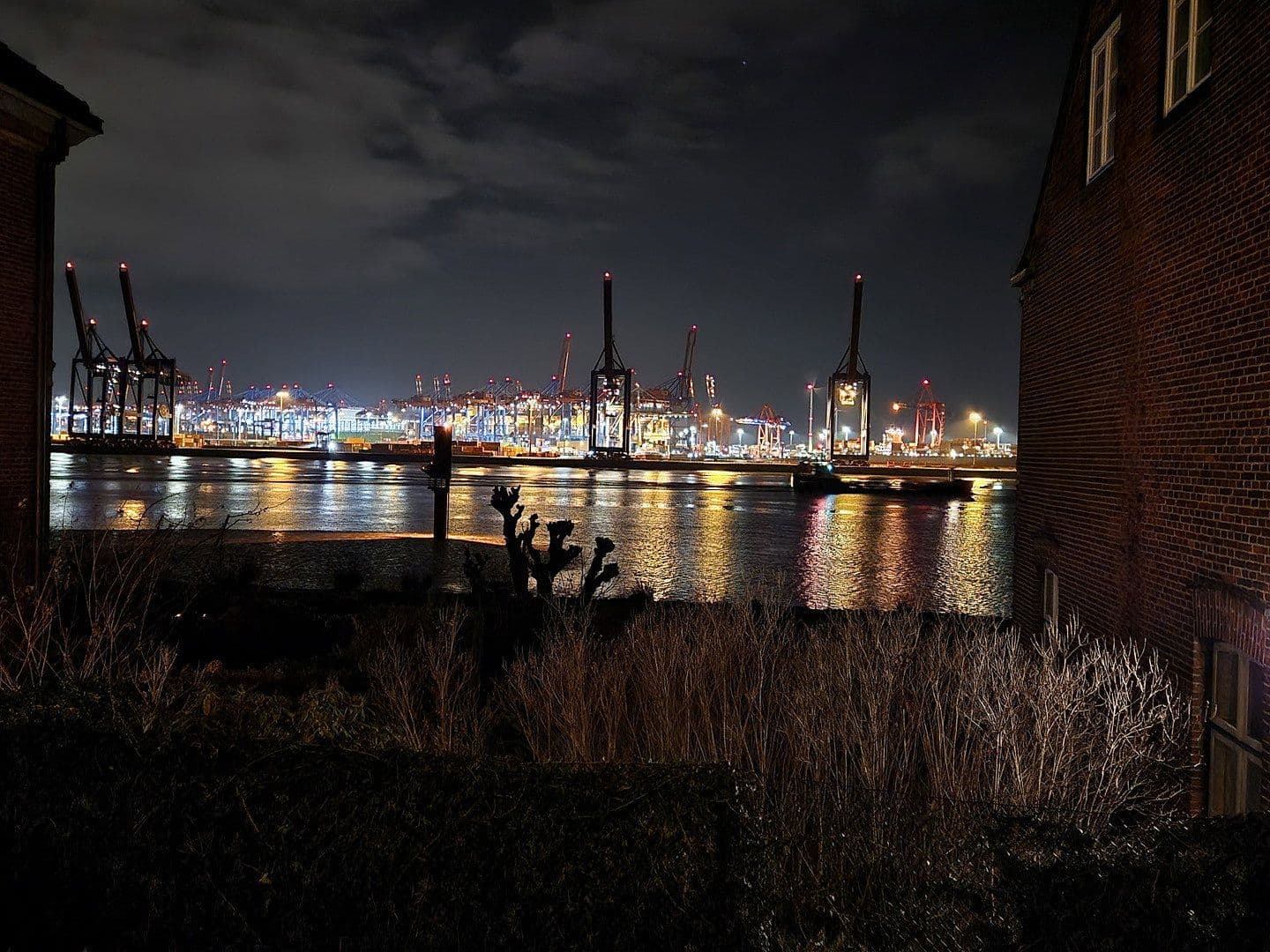 Prenájom bytu 3-izbový 80 m², Hamburg, Hamburg Prenájom bytu 3-izbový 80 m², Hamburg, Hamburg