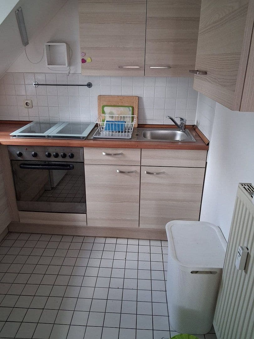 Prenájom bytu 2-izbový 53 m², Kirchstraße 15, Zwickau, Sasko Prenájom bytu 2-izbový 53 m², Kirchstraße 15, Zwickau, Sasko