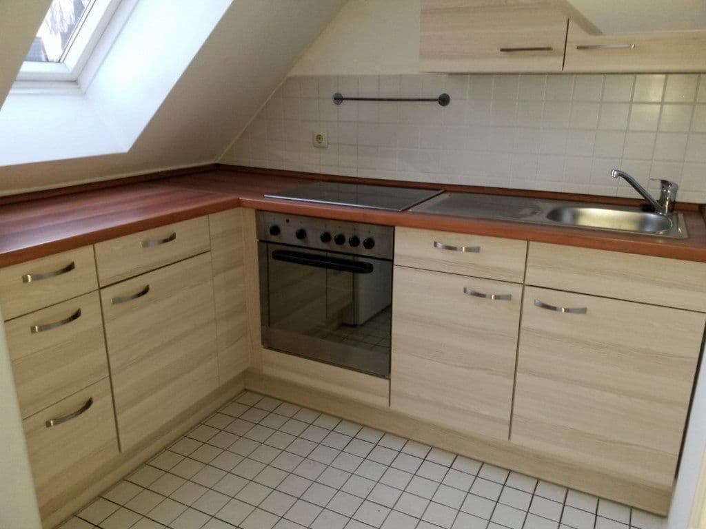 Prenájom bytu 2-izbový 53 m², Kirchstraße 15, Zwickau, Sasko Prenájom bytu 2-izbový 53 m², Kirchstraße 15, Zwickau, Sasko