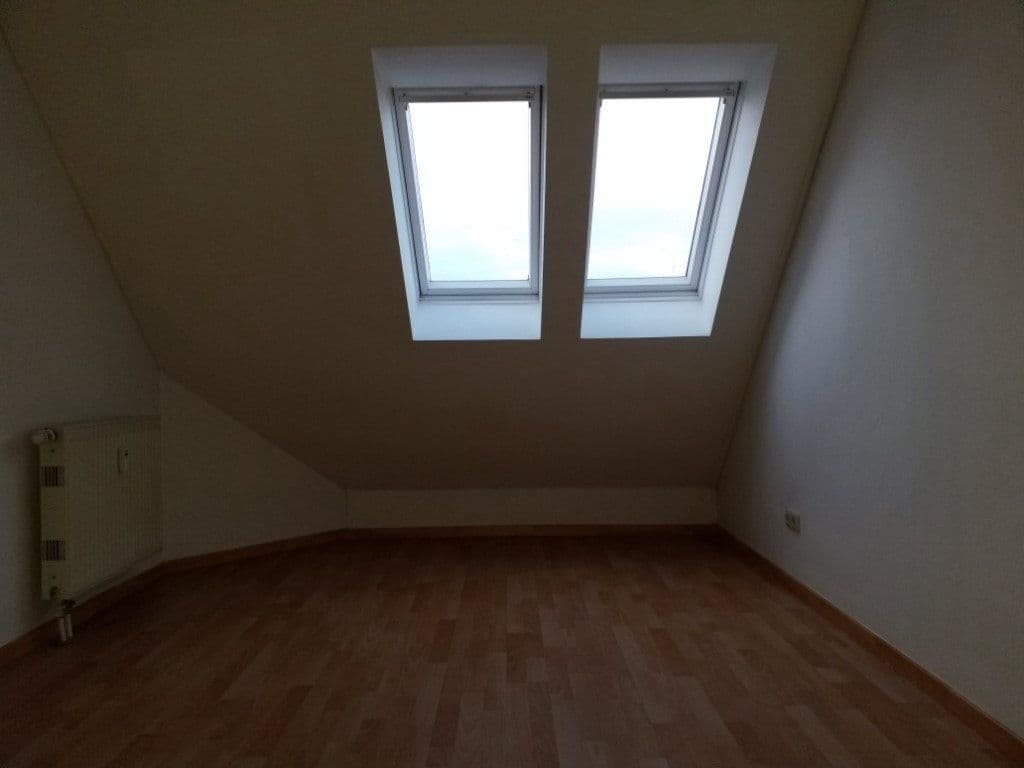 Prenájom bytu 2-izbový 53 m², Kirchstraße 15, Zwickau, Sasko Prenájom bytu 2-izbový 53 m², Kirchstraße 15, Zwickau, Sasko