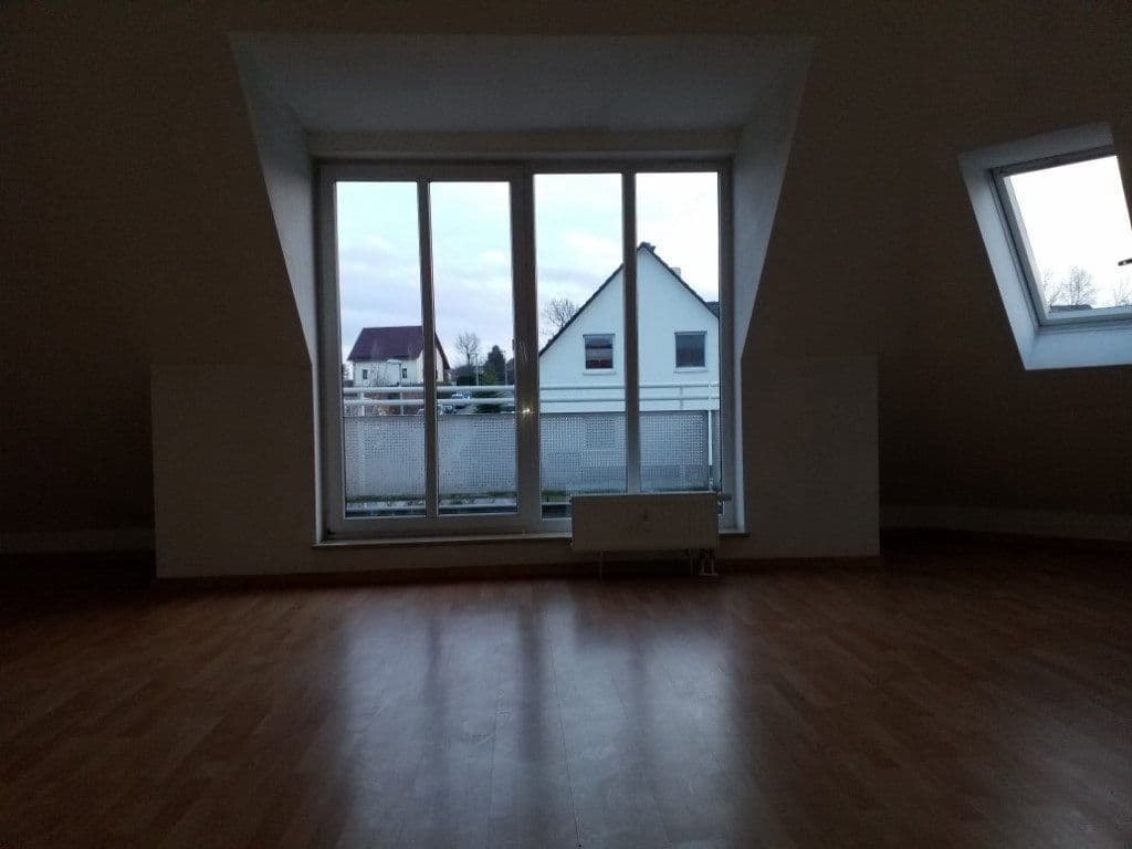 Prenájom bytu 2-izbový 53 m², Kirchstraße 15, Zwickau, Sasko Prenájom bytu 2-izbový 53 m², Kirchstraße 15, Zwickau, Sasko