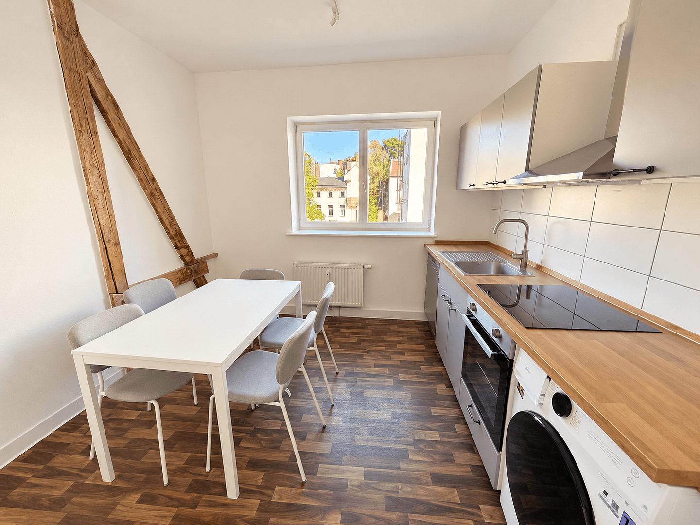 Prenájom bytu 5-izbový 150 m², Paracelsusstraße 2c, Halle (Saale), Sasko-Anhaltsko Prenájom bytu 5-izbový 150 m², Paracelsusstraße 2c, Halle (Saale), Sasko-Anhaltsko