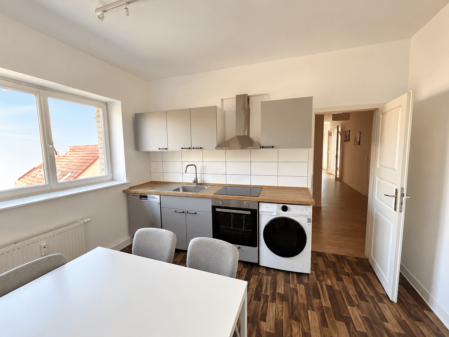 Prenájom bytu 5-izbový 150 m², Paracelsusstraße 2c, Halle (Saale), Sasko-Anhaltsko Prenájom bytu 5-izbový 150 m², Paracelsusstraße 2c, Halle (Saale), Sasko-Anhaltsko
