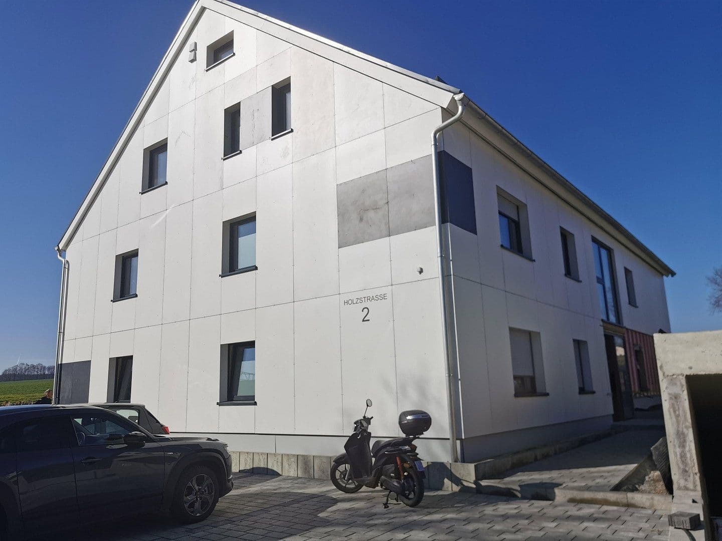 Prenájom bytu 3-izbový 90 m², Friedberg, Bavorsko Prenájom bytu 3-izbový 90 m², Friedberg, Bavorsko