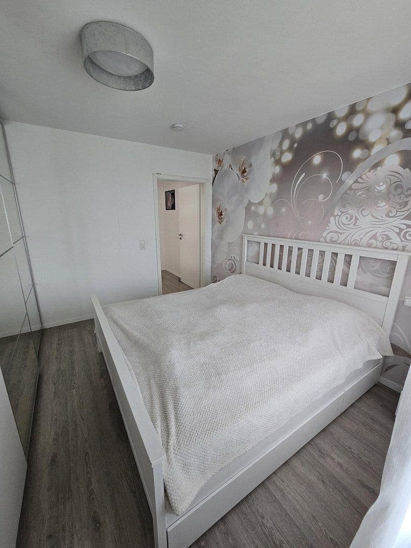 Predaj domu 140 m², pozemok 150 m², Hemmingen, Bádensko-Wurttembersko Predaj domu 140 m², pozemok 150 m², Hemmingen, Bádensko-Wurttembersko