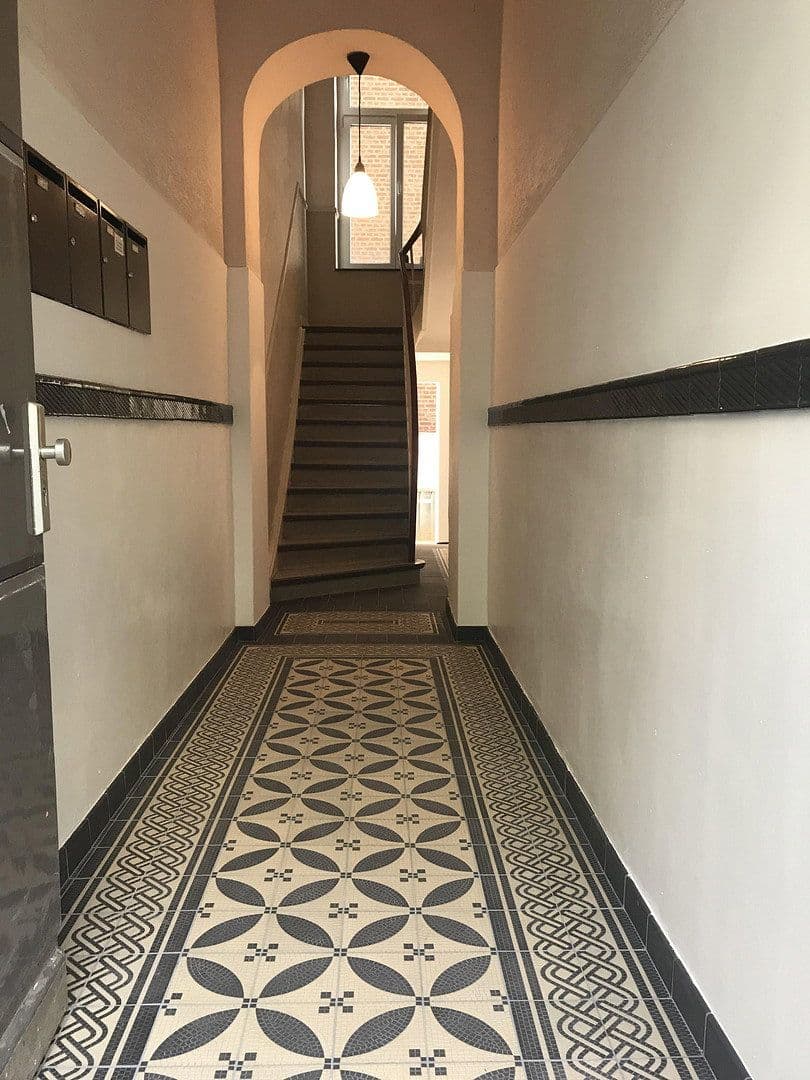 Prenájom bytu 2-izbový 73 m², Köln, Severné Porýnie - Westfálsko Prenájom bytu 2-izbový 73 m², Köln, Severné Porýnie - Westfálsko