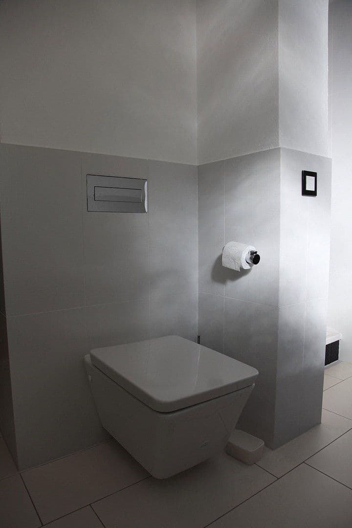 Prenájom bytu 2-izbový 73 m², Köln, Severné Porýnie - Westfálsko Prenájom bytu 2-izbový 73 m², Köln, Severné Porýnie - Westfálsko