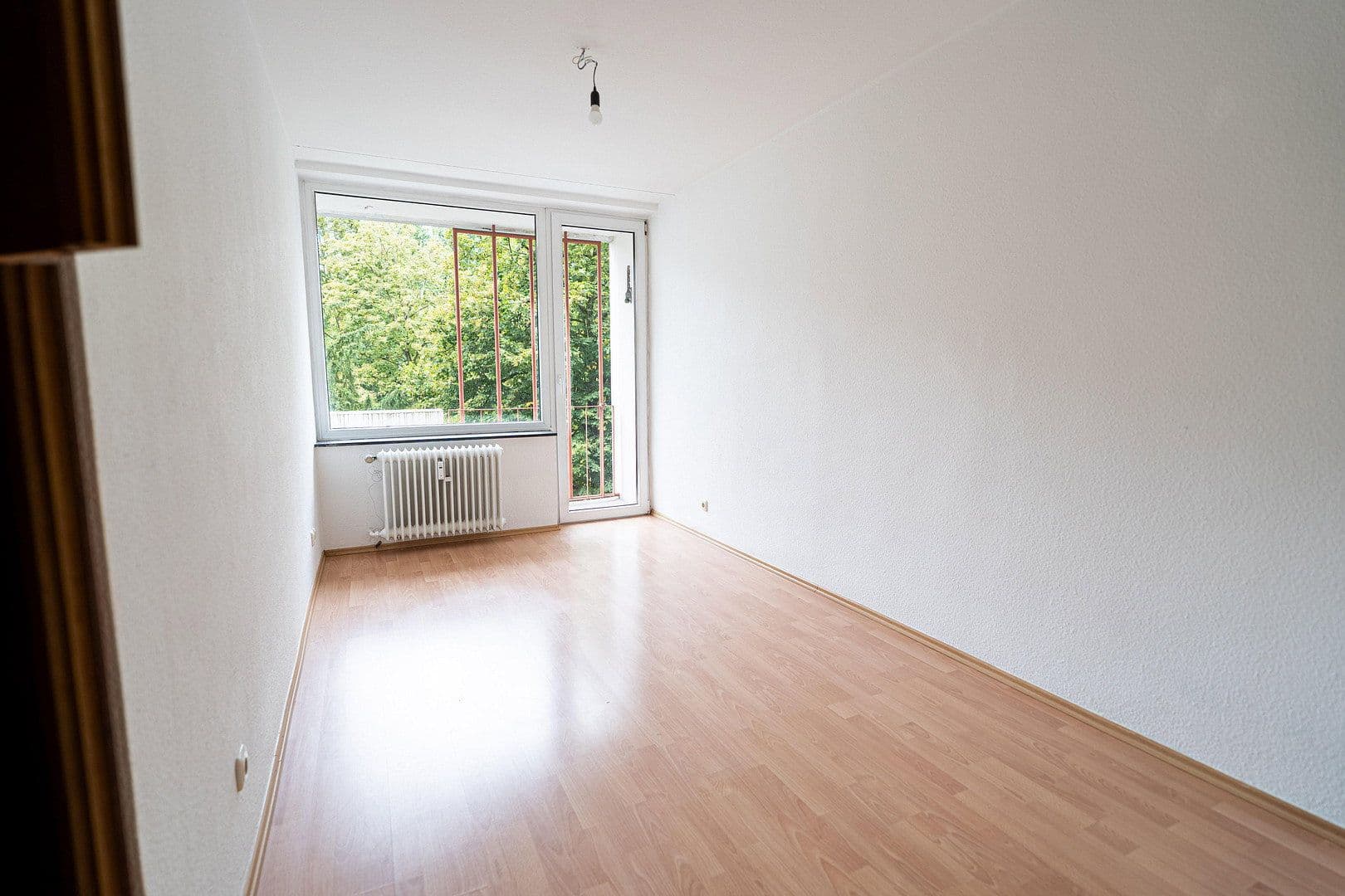Prenájom bytu 3-izbový 75 m², Frankfurt, Hesensko Prenájom bytu 3-izbový 75 m², Frankfurt, Hesensko
