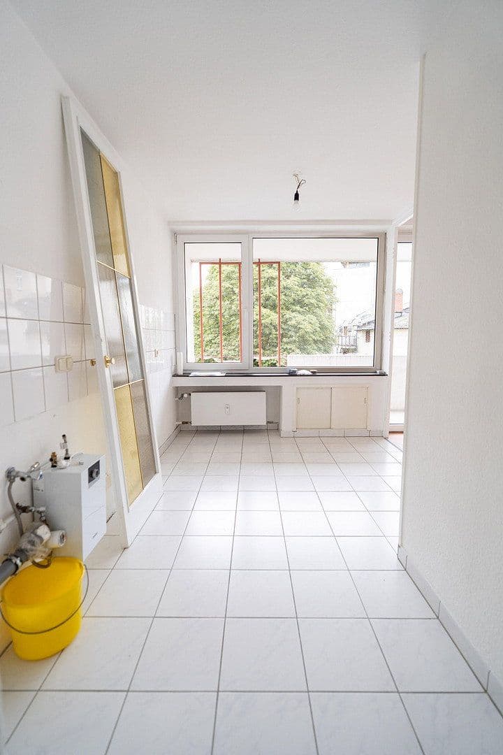 Prenájom bytu 3-izbový 75 m², Frankfurt, Hesensko Prenájom bytu 3-izbový 75 m², Frankfurt, Hesensko