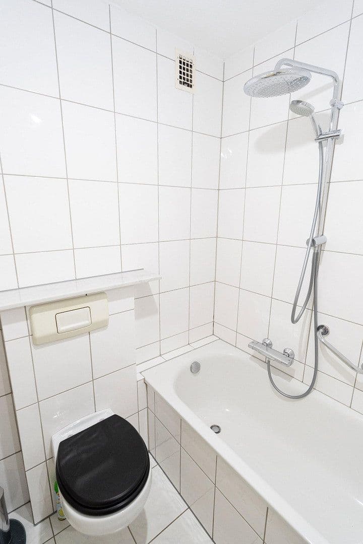 Prenájom bytu 3-izbový 75 m², Frankfurt, Hesensko Prenájom bytu 3-izbový 75 m², Frankfurt, Hesensko