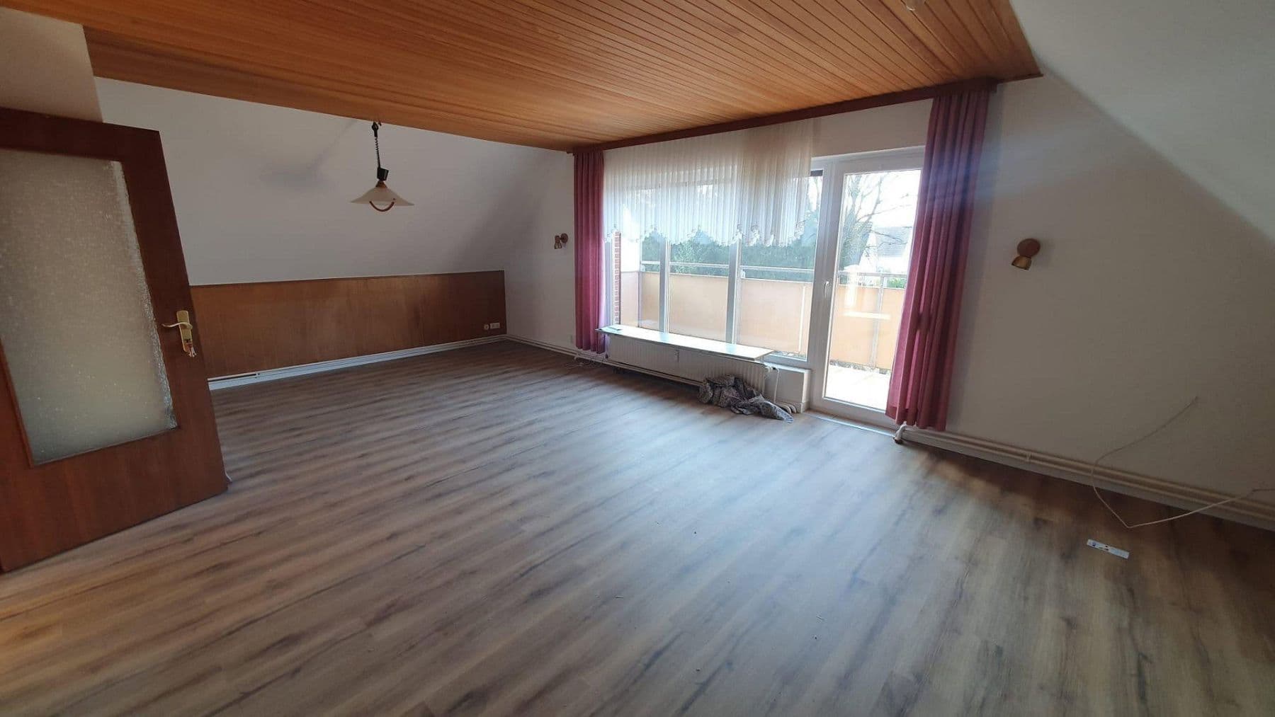 Predaj domu 515 m², pozemok 974 m², Itzehoe, Šlezvicko-Holštajnsko Predaj domu 515 m², pozemok 974 m², Itzehoe, Šlezvicko-Holštajnsko