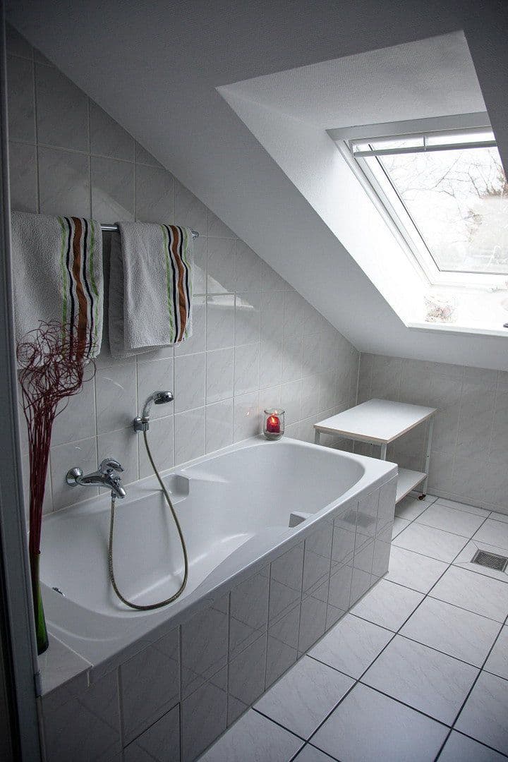 Predaj domu 430 m², pozemok 935 m², Teltow, Brandenbursko Predaj domu 430 m², pozemok 935 m², Teltow, Brandenbursko
