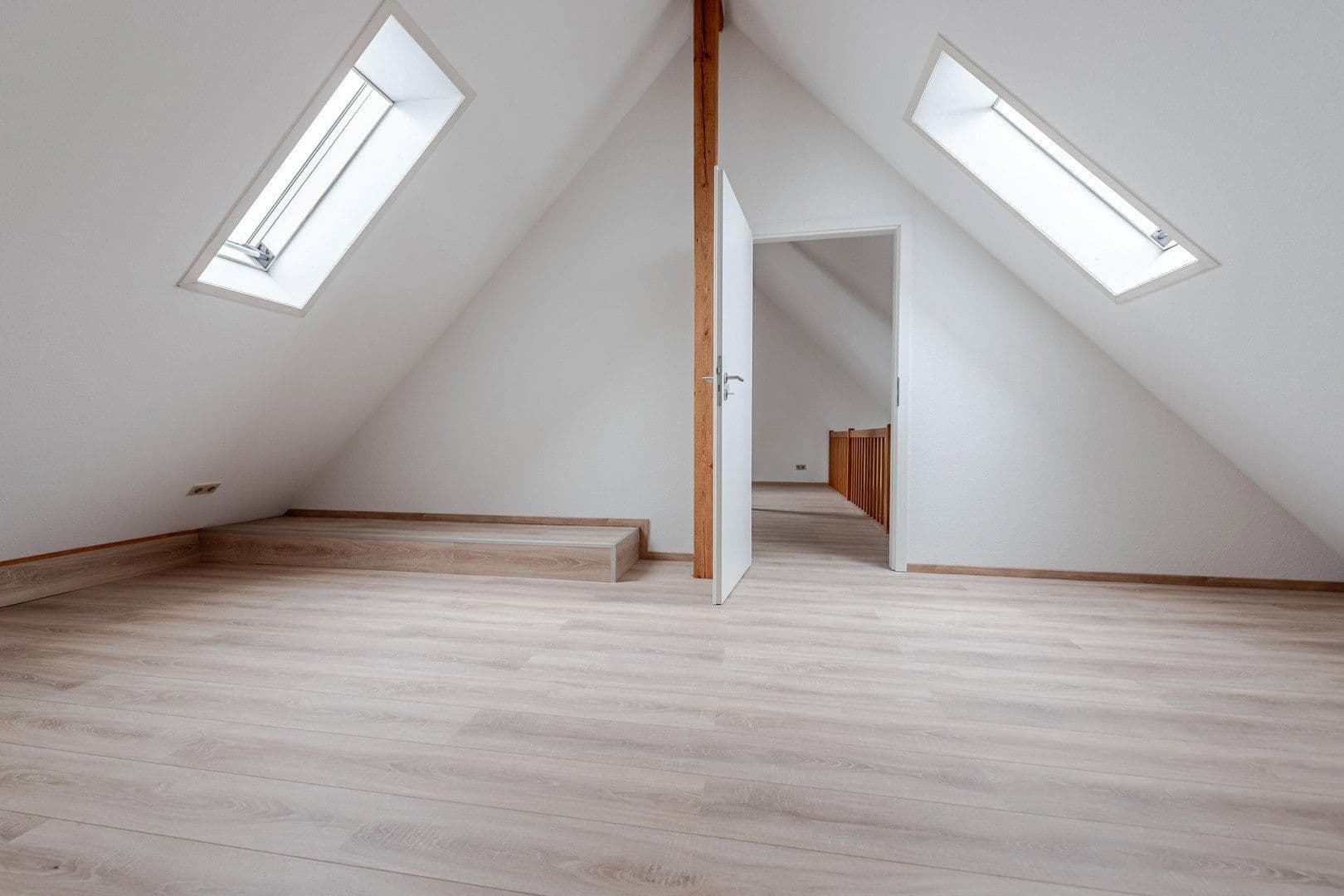 Prenájom bytu 4-izbový 118 m², Dalbergergasse 5, Bensheim, Hesensko Prenájom bytu 4-izbový 118 m², Dalbergergasse 5, Bensheim, Hesensko