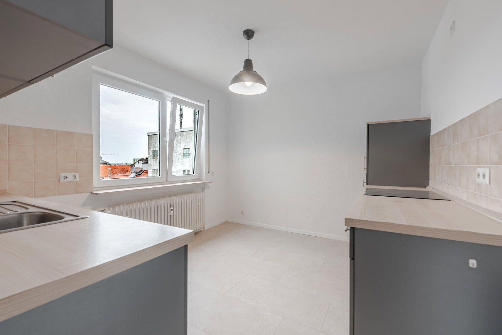 Prenájom bytu 3-izbový 86 m², Hauptstrasse 11, Bensheim, Hesensko Prenájom bytu 3-izbový 86 m², Hauptstrasse 11, Bensheim, Hesensko