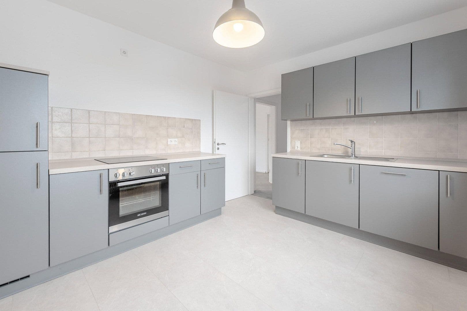 Prenájom bytu 3-izbový 86 m², Hauptstrasse 11, Bensheim, Hesensko Prenájom bytu 3-izbový 86 m², Hauptstrasse 11, Bensheim, Hesensko