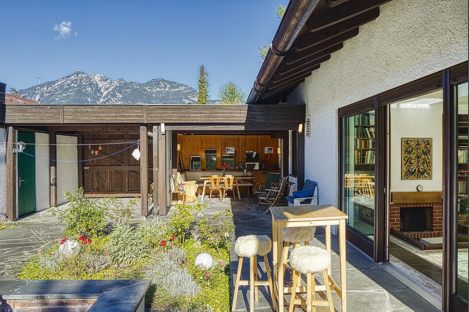 Predaj domu 277 m², pozemok 992 m², Garmisch-Partenkirchen, Bavorsko Predaj domu 277 m², pozemok 992 m², Garmisch-Partenkirchen, Bavorsko