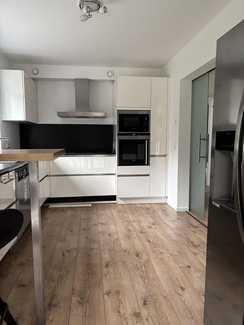 Predaj domu 166 m², pozemok 1.043 m², Buchholz in der Nordheide, Dolné Sasko Predaj domu 166 m², pozemok 1.043 m², Buchholz in der Nordheide, Dolné Sasko
