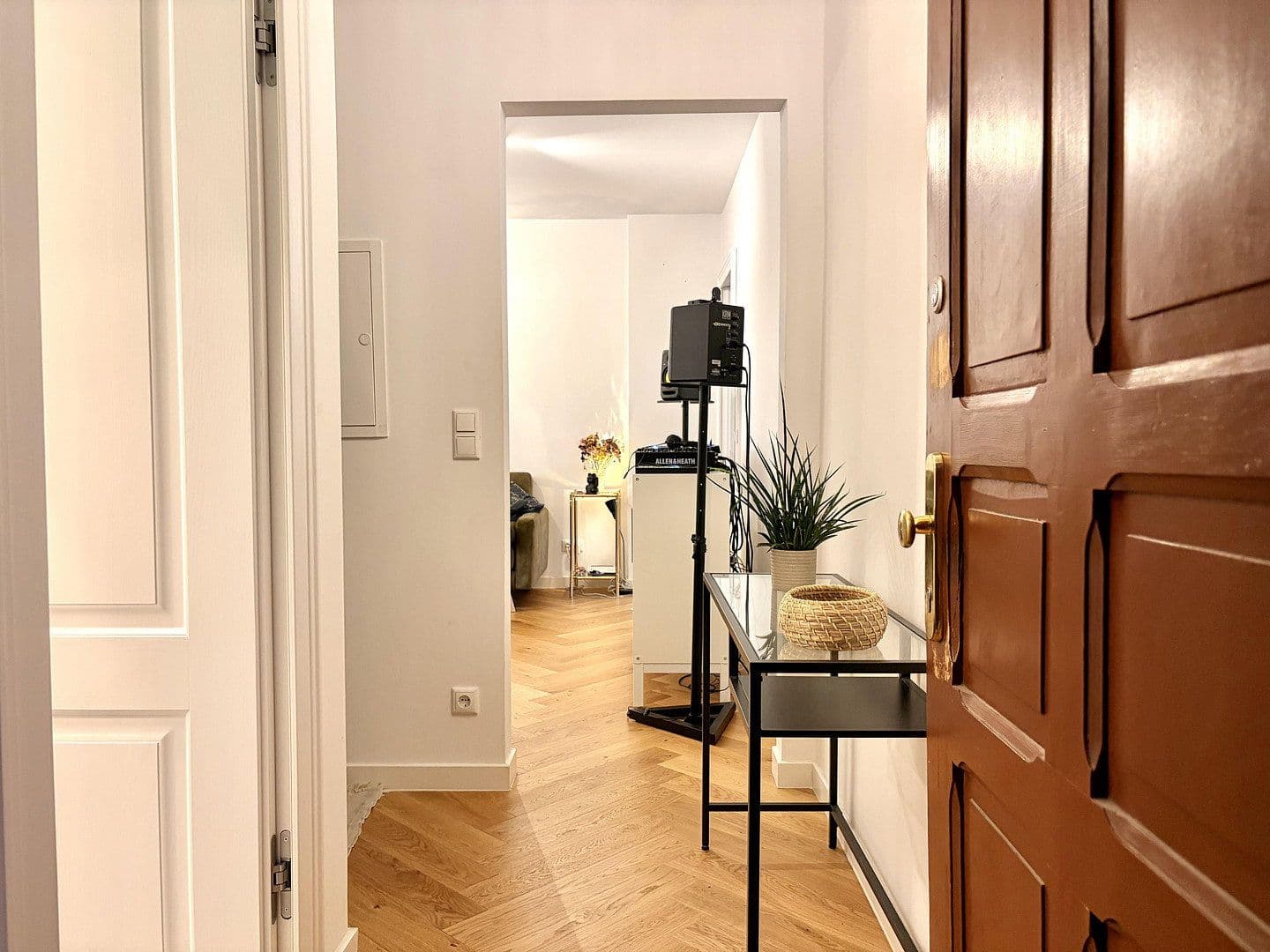 Predaj bytu 2-izbový 62 m², Mainzer Str. 18, Berlin, Berlín Predaj bytu 2-izbový 62 m², Mainzer Str. 18, Berlin, Berlín