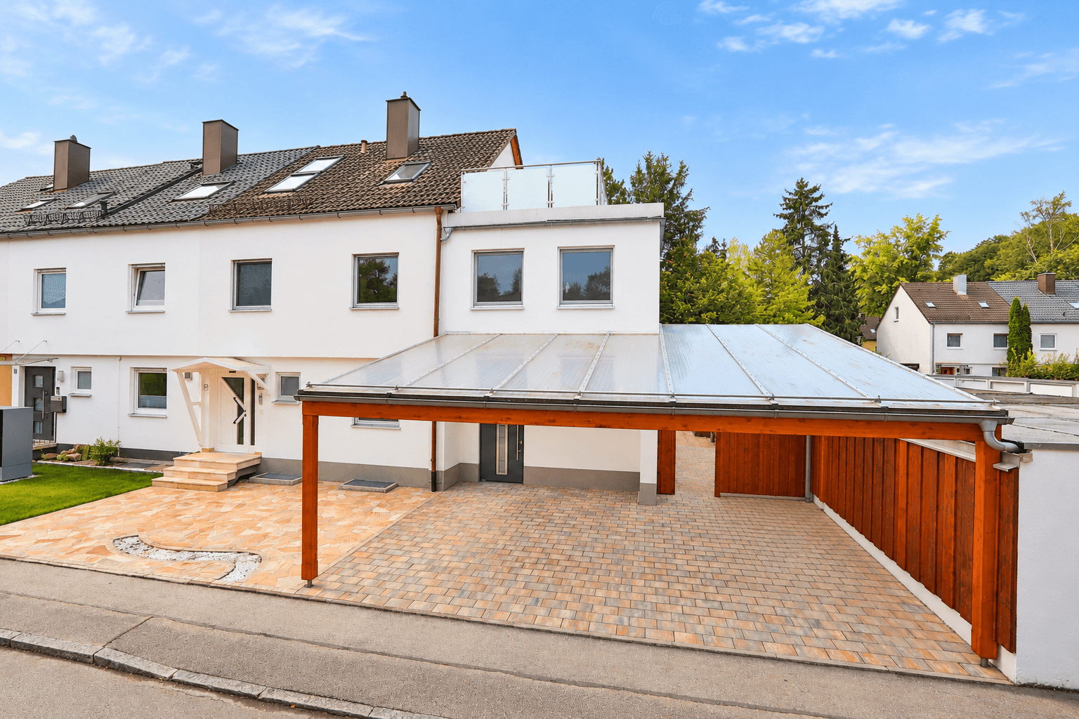 Predaj domu 205 m², pozemok 500 m², Hainbuchen Str. 18, Taufkirchen, Bavorsko Predaj domu 205 m², pozemok 500 m², Hainbuchen Str. 18, Taufkirchen, Bavorsko