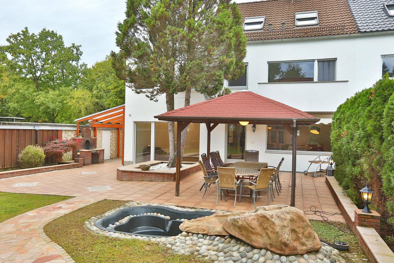 Predaj domu 205 m², pozemok 500 m², Hainbuchen Str. 18, Taufkirchen, Bavorsko Predaj domu 205 m², pozemok 500 m², Hainbuchen Str. 18, Taufkirchen, Bavorsko