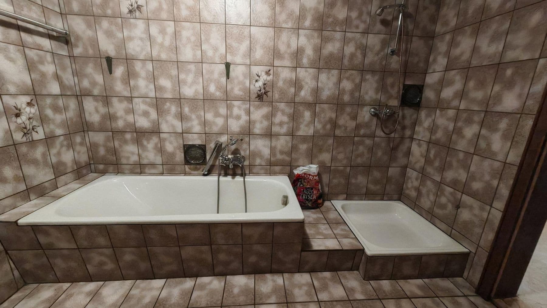 Prenájom bytu 2-izbový 60 m², Bahnhofstr. 24, Oberviechtach, Bavorsko Prenájom bytu 2-izbový 60 m², Bahnhofstr. 24, Oberviechtach, Bavorsko