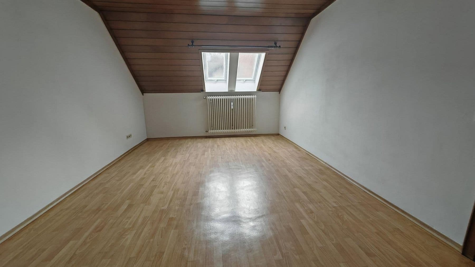 Prenájom bytu 2-izbový 60 m², Bahnhofstr. 24, Oberviechtach, Bavorsko Prenájom bytu 2-izbový 60 m², Bahnhofstr. 24, Oberviechtach, Bavorsko