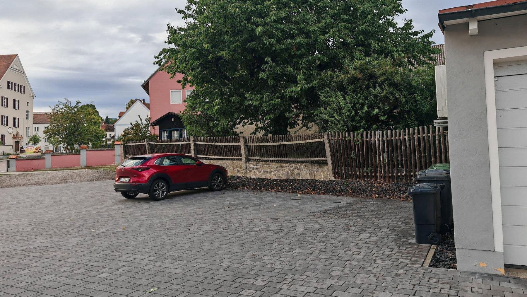 Prenájom bytu 2-izbový 60 m², Bahnhofstr. 24, Oberviechtach, Bavorsko Prenájom bytu 2-izbový 60 m², Bahnhofstr. 24, Oberviechtach, Bavorsko