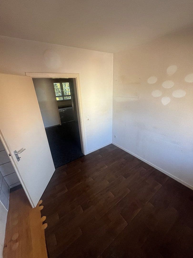 Prenájom bytu 3-izbový 75 m², Ahlmannshof 10, Gelsenkirchen, Severné Porýnie - Westfálsko Prenájom bytu 3-izbový 75 m², Ahlmannshof 10, Gelsenkirchen, Severné Porýnie - Westfálsko