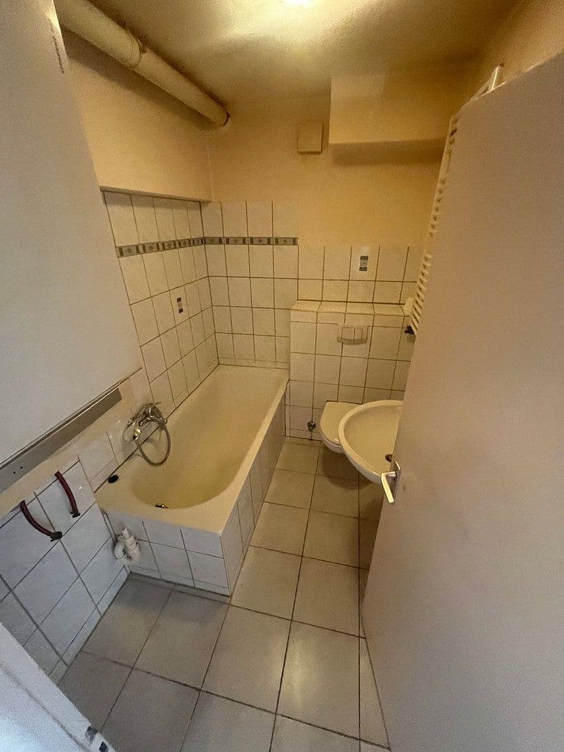 Prenájom bytu 3-izbový 75 m², Ahlmannshof 10, Gelsenkirchen, Severné Porýnie - Westfálsko Prenájom bytu 3-izbový 75 m², Ahlmannshof 10, Gelsenkirchen, Severné Porýnie - Westfálsko