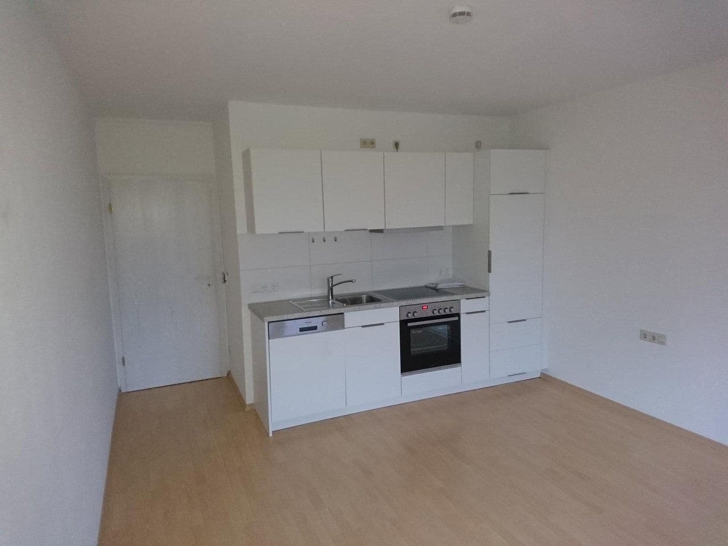 Prenájom bytu 2-izbový 56 m², Filderstadt, Bádensko-Wurttembersko Prenájom bytu 2-izbový 56 m², Filderstadt, Bádensko-Wurttembersko