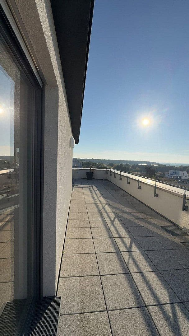 Prenájom bytu 3-izbový 95 m², Aristide-Briand-Str. 12, Herzogenaurach, Bavorsko Prenájom bytu 3-izbový 95 m², Aristide-Briand-Str. 12, Herzogenaurach, Bavorsko