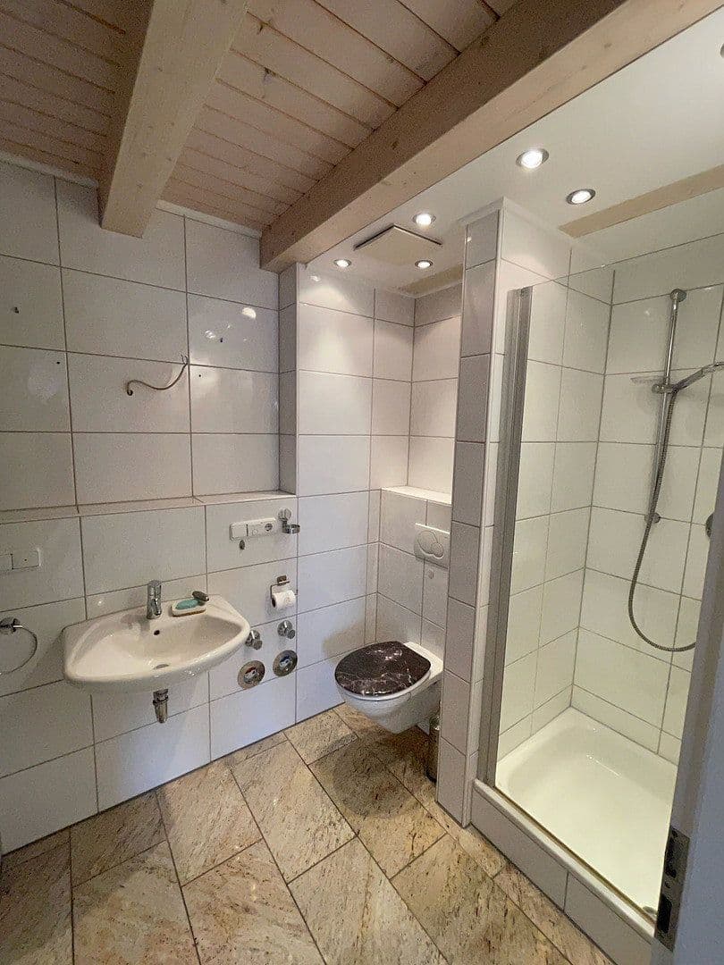 Prenájom bytu 4-izbový 104 m², Hattersheim am Main, Hesensko Prenájom bytu 4-izbový 104 m², Hattersheim am Main, Hesensko